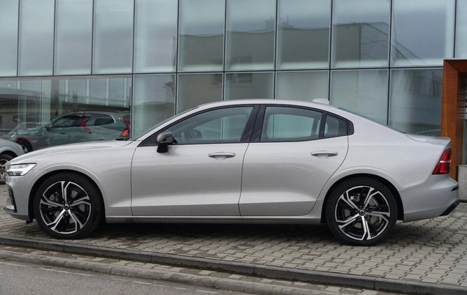 Volvo S60 cena 209900 przebieg: 6000, rok produkcji 2023 z Kolno małe 137
